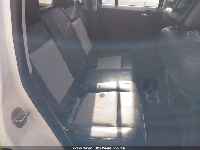 2008 JEEP PATRIOT 1J8FF28W48D721500 Photo 7