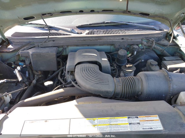 1998 FORD EXPEDITION XLT/EDDIE BAUER VIN: 1FMRU176XWLB79940