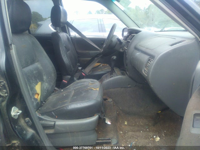 2000 SUZUKI GRAND VITARA JLS/JLS+/LIMITED VIN: JS3TE62V4Y4105804