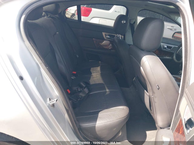 2010 JAGUAR XF SAJWA0GB4ALR52208 Photo 7