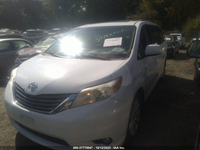 2012 TOYOTA SIENNA XLE/LTD VIN: 5TDDK3DC2CS030412