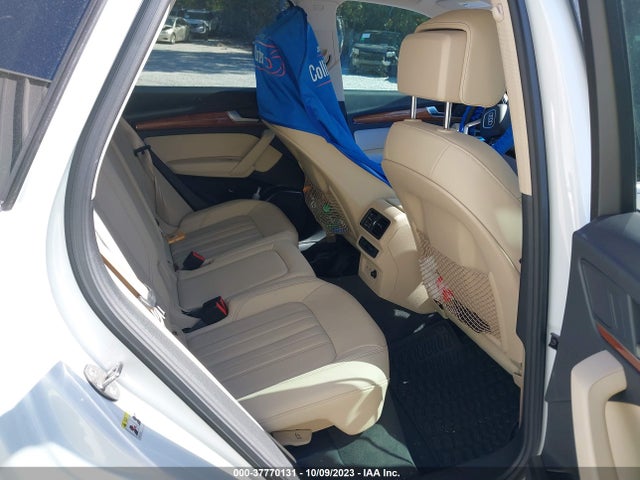 WA1G2AFY1M2049059 Audi Q5 PREMIUM