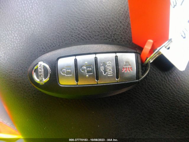 3N1AB7AP1HY360420 Nissan SENTRA SV