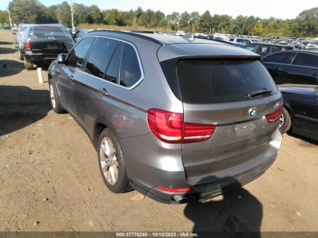 2016 BMW X5 5UXKR0C51G0U09378 Photo 2