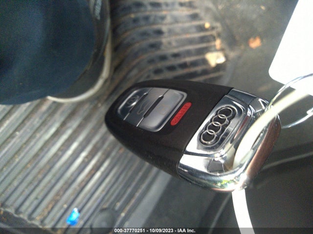 WAUF8AFC8JN102044 Audi A6 Premium/sport