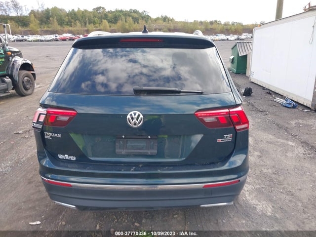 3VV2B7AXXJM031022 Volkswagen Tiguan Sel/se