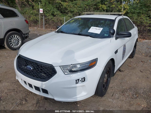 Ford POLICE INTERCEPTOR SEDAN 2017 1FAHP2MK9HG111077 Image 2