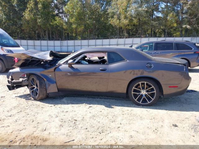 2C3CDZFJ4JH138793 Dodge Challenger