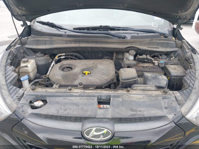 Hyundai TUCSON GLS 2015 KM8JT3AF7FU106328 Image 10
