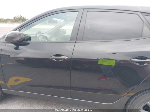 Hyundai TUCSON GLS 2015 KM8JT3AF7FU106328 Image 14