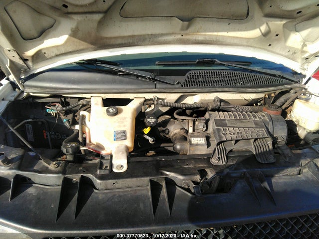 Chevrolet EXPRESS CARGO VAN 2016 1GCWGAFF8G1241445 Image 10