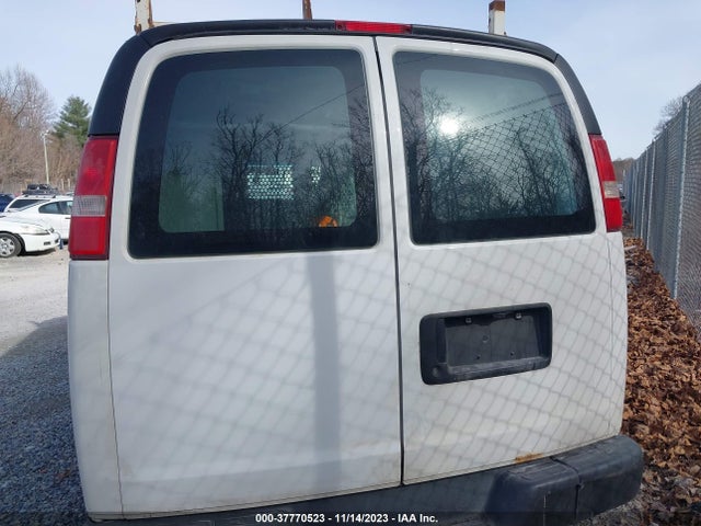 Chevrolet EXPRESS CARGO VAN 2016 1GCWGAFF8G1241445 Image 16
