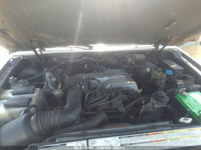 1996 FORD EXPLORER VIN: 1FMDU32P2TZA42862