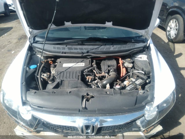 2011 HONDA CIVIC HYBRID VIN: JHMFA3F26BS000379