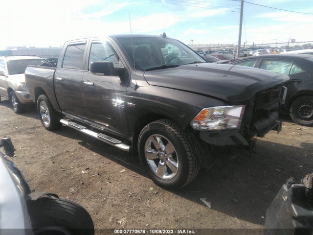 RAM 1500 Big Horn 2017 3C6RR7LTXHG728855 главное изображение