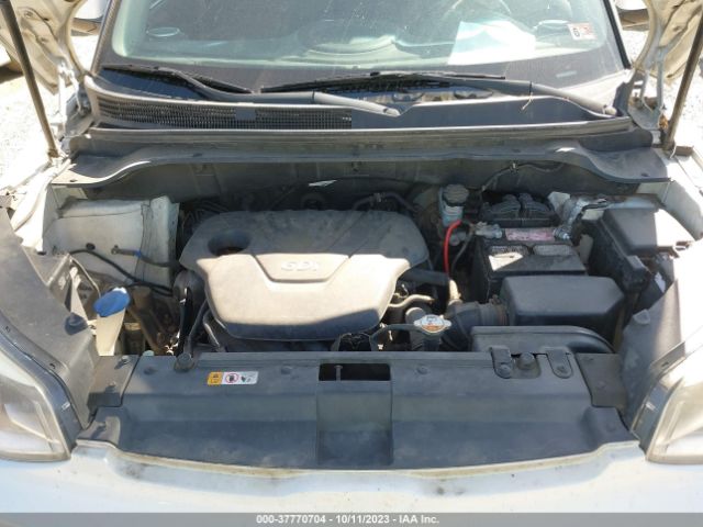KNDJN2A29E7002717 KIA Soul Base