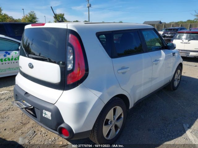 KNDJN2A29E7002717 KIA Soul Base
