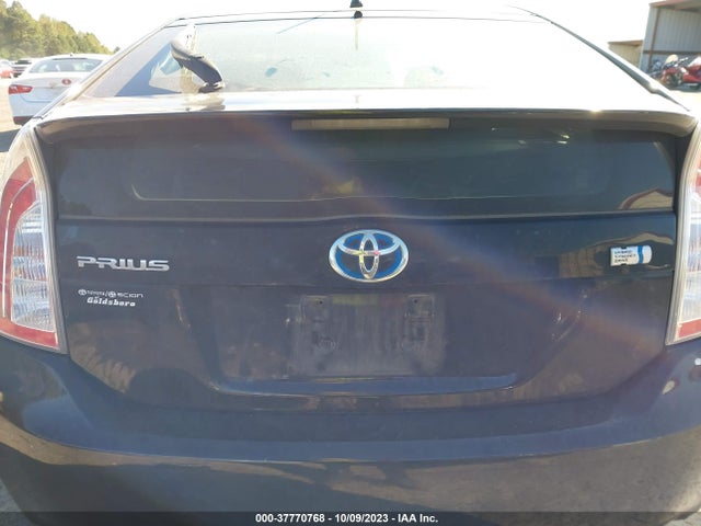 Toyota Prius Four 2015 JTDKN3DU4F1988850 Image 16