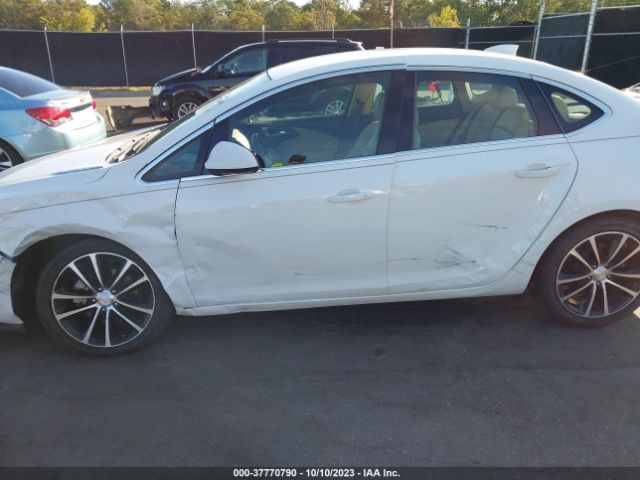 1G4PR5SK6H4116187 Buick Verano Sport Touring