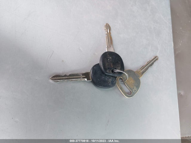 2005 GMC SAFARI PASSENGER VIN: 1GKDM19X75B501768