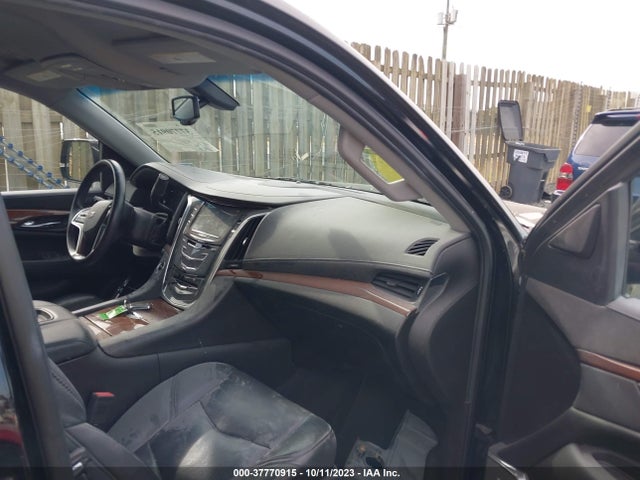 1GYS4AKJ1JR178600 Cadillac Escalade