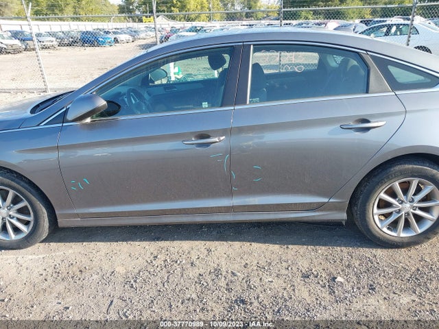 Hyundai SONATA SE 2019 5NPE24AF1KH747753 Image 14