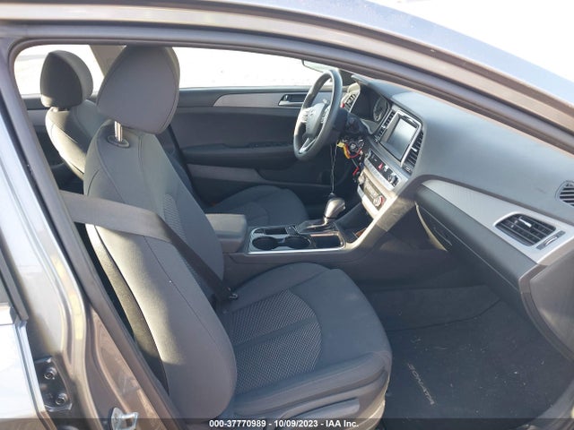 Hyundai SONATA SE 2019 5NPE24AF1KH747753 Image 5