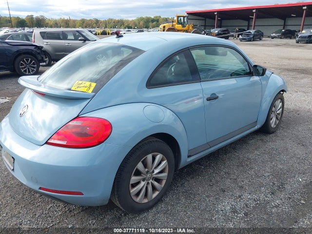 3VWF17AT0FM645971 Volkswagen Beetle Coupe 1.8t Fleet Edition