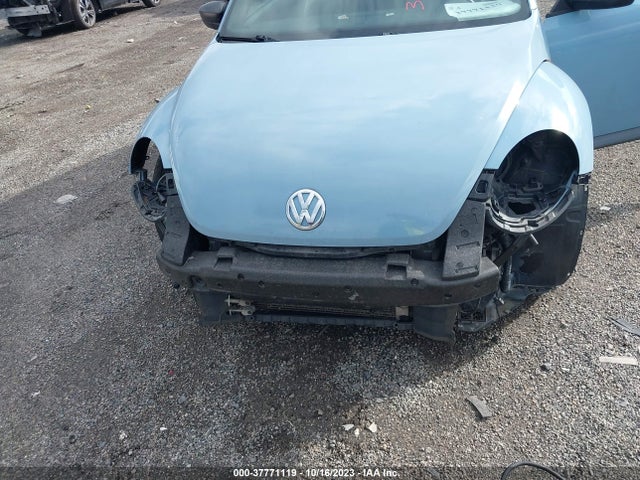 3VWF17AT0FM645971 Volkswagen Beetle Coupe 1.8t Fleet Edition