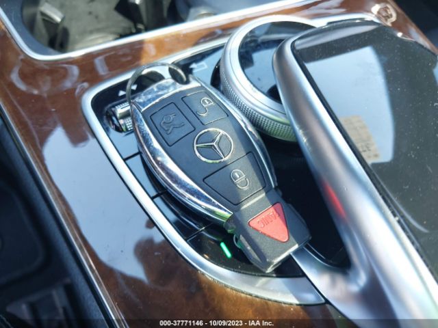 WDDWF4KB6GR168056 Mercedes-Benz C 300 Sport 4matic/luxury 4matic/4matic