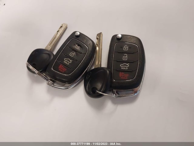 Hyundai SONATA SE 2017 5NPE24AFXHH450490 Image 11