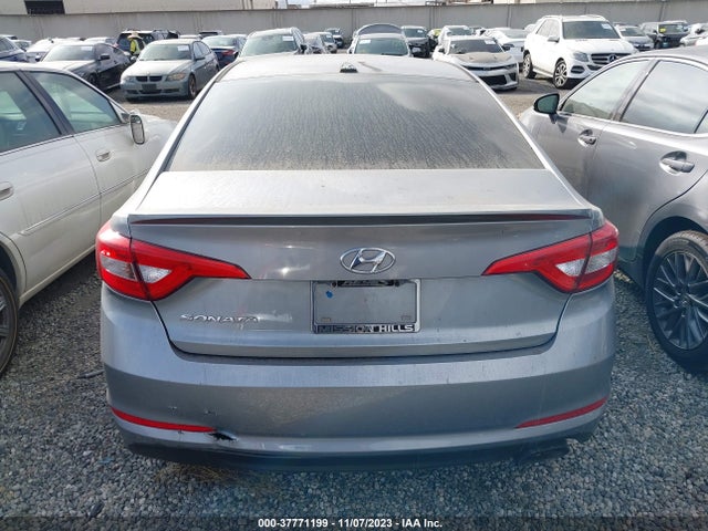 Hyundai SONATA SE 2017 5NPE24AFXHH450490 Image 17