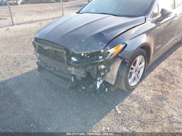 3FA6P0RU0GR276822 Ford Fusion Titanium Hybrid
