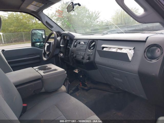 2011 FORD SUPER DUTY F-250 1FTBF2B69BEA69036 Photo 4