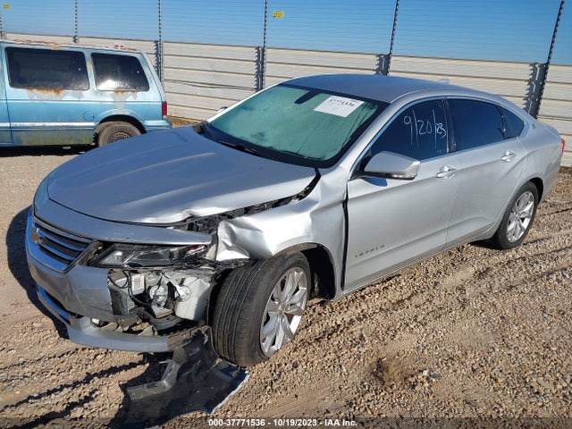 Chevrolet IMPALA LT 2017 2G1105S37H9102799 Image 2