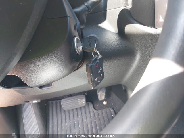 Chevrolet Silverado 1500 4wd  Standard Bed Custom 2020 1GCPYBEH0LZ232101 Image 11