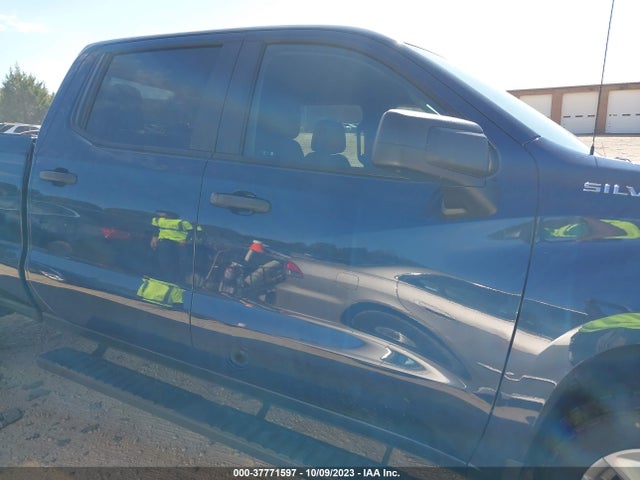 Chevrolet Silverado 1500 4wd  Standard Bed Custom 2020 1GCPYBEH0LZ232101 Image 13