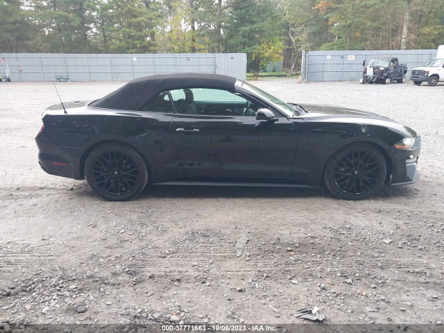 Ford Mustang Ecoboost 2018 1FATP8UH2J5120187 Image 13