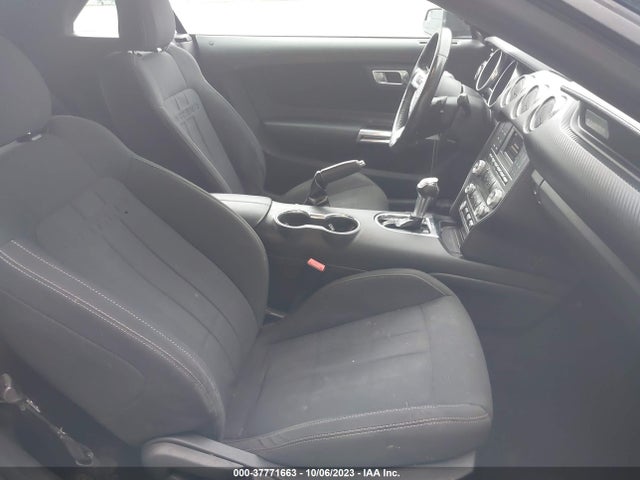 Ford Mustang Ecoboost 2018 1FATP8UH2J5120187 Image 5