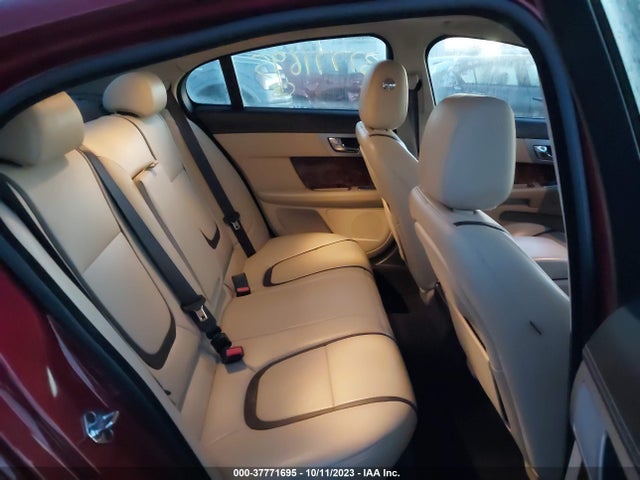 2012 JAGUAR XF SAJWA0HB0CLS30283 Photo 7