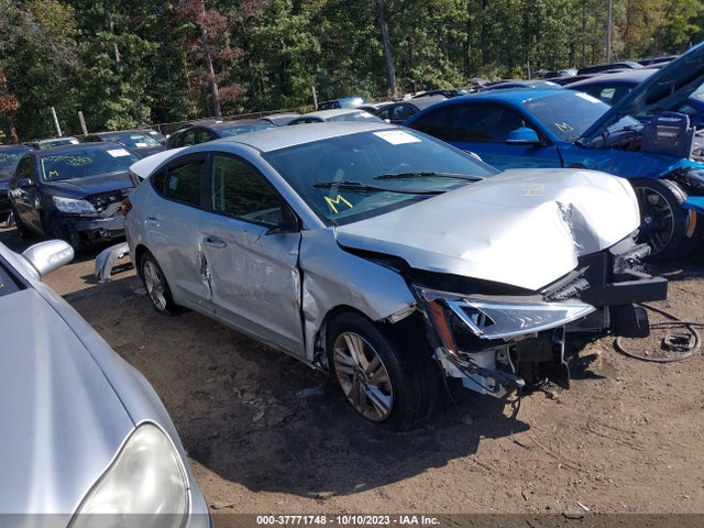 2019 5NPD84LF1KH469962 main image