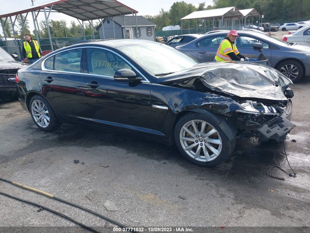 2012 JAGUAR XF SAJWA0FB8CLS54575 Photo 0