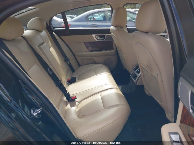 2012 JAGUAR XF SAJWA0FB8CLS54575 Photo 7