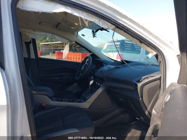 2015 FORD ESCAPE S VIN: 1FMCU0F7XFUB12601
