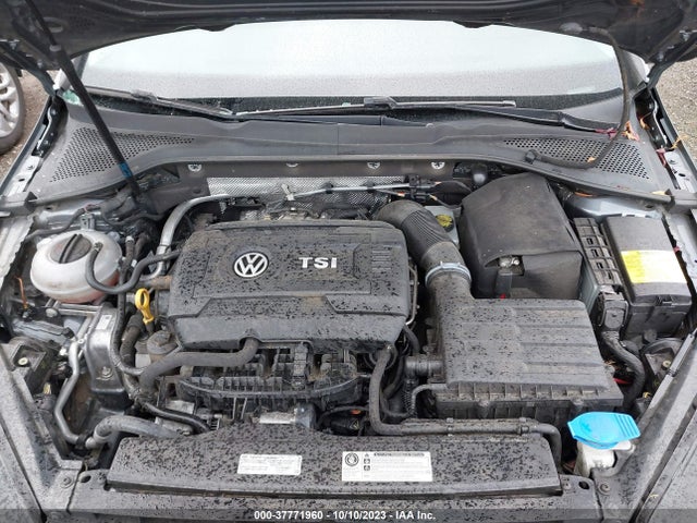 3VW217AU6HM061083 Volkswagen GOLF S