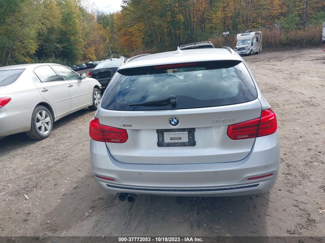 BMW 330i Xdrive 2017 WBA8K3C34HA023434 Image 16