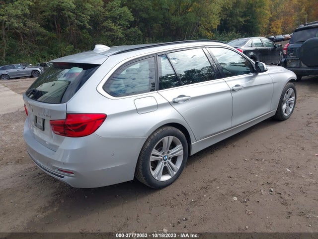 BMW 330i Xdrive 2017 WBA8K3C34HA023434 Image 4