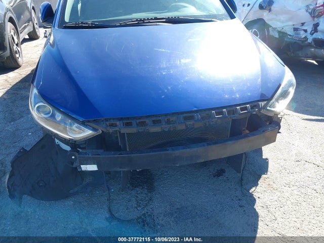2017 HYUNDAI ELANTRA SE VIN: 5NPD74LF7HH125600