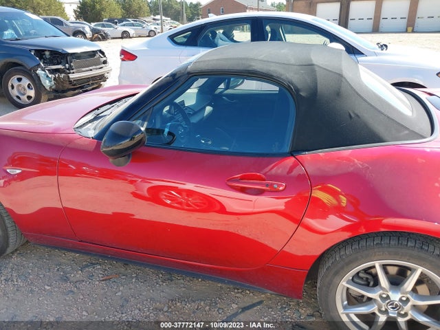 2017 MAZDA MX-5 MIATA SPORT VIN: JM1NDAB72H0123949