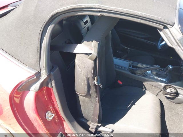 2017 MAZDA MX-5 MIATA SPORT VIN: JM1NDAB72H0123949